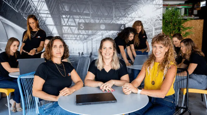 לפטינים ביחד – כוחה של קבוצה